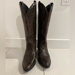 Laredo Dark Brown Leather Cowgirl Boots (Size 7 but fit like a 6 1/2)